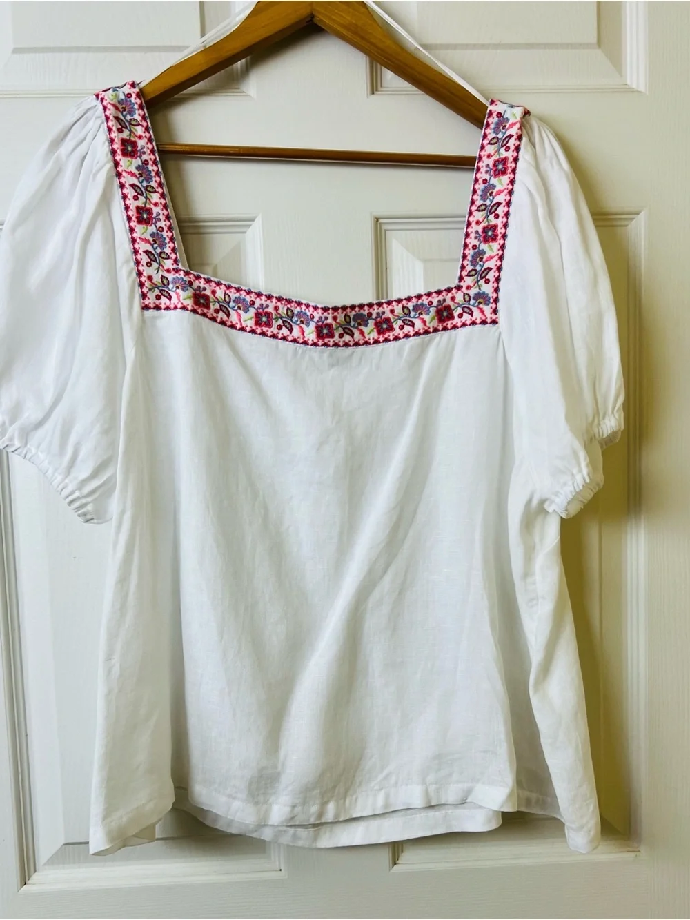 Boden lightweight white